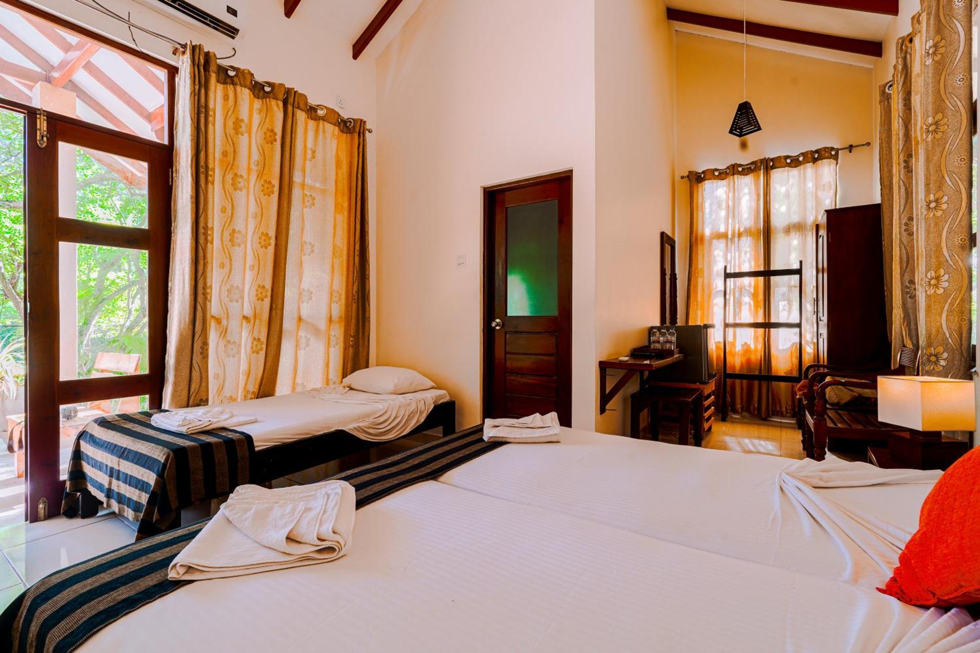 Safari Yala Guest house Kataragama